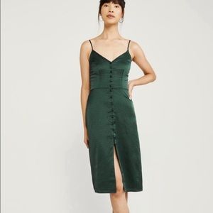 Elegant Green Spaghetti Strap Dress